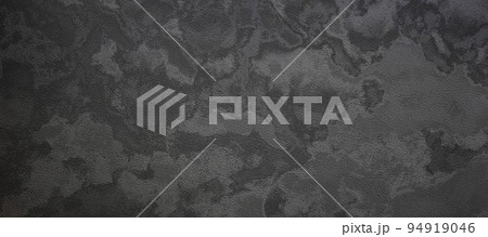 染みのあるシボ模様の黒色レザーバックグラウンド 染みのあるシボ模様の黒色レザーバックグラウンド 94919046