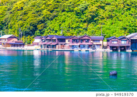 海の京都 伊根の舟屋の風景 海の京都 伊根の舟屋の風景 94919370