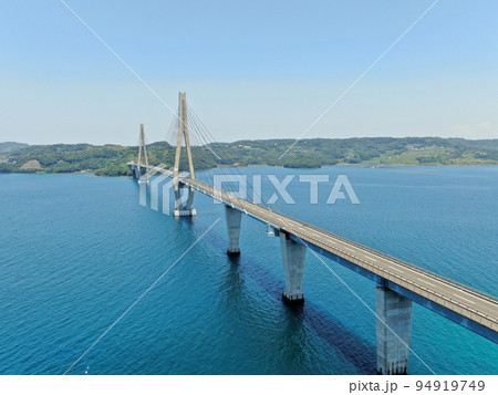 鷹島の上空から鷹島肥前大橋の空撮 鷹島の上空から鷹島肥前大橋の空撮 94919749