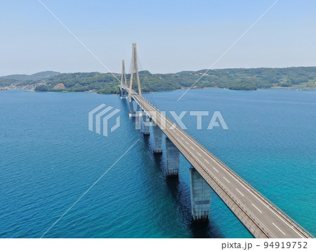 鷹島の上空から鷹島肥前大橋の空撮 鷹島の上空から鷹島肥前大橋の空撮 94919752