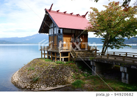 田沢湖畔　浮木神社 94920682