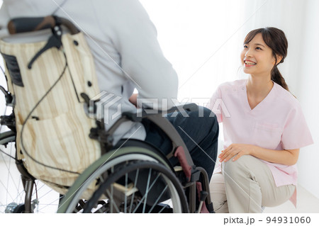 看護師 患者 看護師 患者 94931060