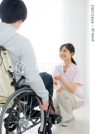 看護師 患者 看護師 患者 94931062