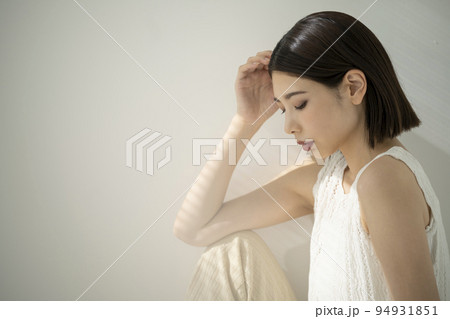 若い女性 ビューティーイメージ ポートレート 若い女性 ビューティーイメージ ポートレート 94931851