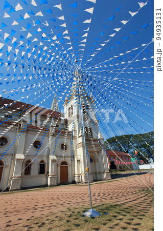 Santa Cruz Basilica in Cochin, decorated for Christmas flags Santa Cruz Basilica in Cochin, decorated for Christmas flags 94935131