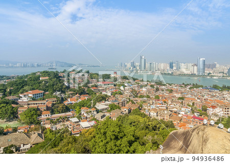 福建省厦門 (アモイ) 鼓浪嶼・日光岩からの眺望 / Gulangyu, China 福建省厦門 (アモイ) 鼓浪嶼・日光岩からの眺望 / Gulangyu, China 94936486