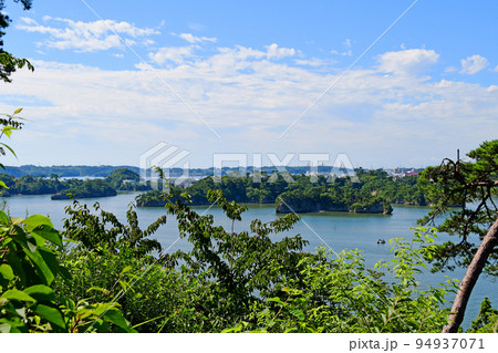 宮城県　松島湾　越の浦　宮城県　松島湾　越の浦　塩釜市の街並み　 94937071