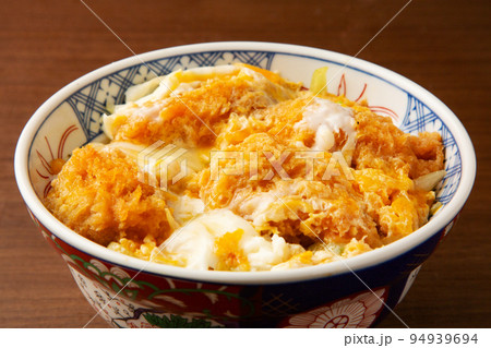 カキフライ丼 カキフライ丼 94939694