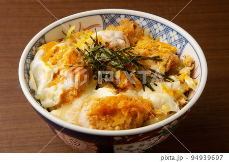 カキフライ丼 94939697