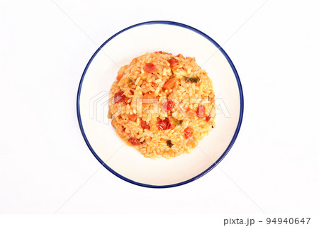 Kimchi fried rice with cheese 94940647