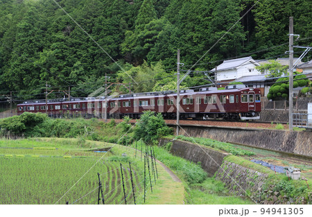 能勢電鉄　妙見口駅付近を走る1700系電車 94941305