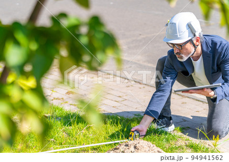 建物配置確認　完了検査　工事監理者　一級建築士 94941562