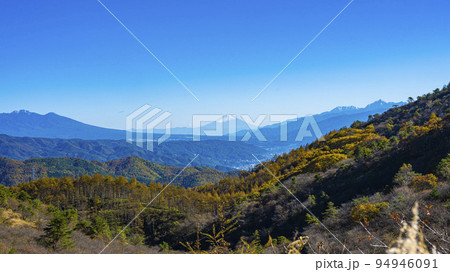 秋の高ボッチ高原・富士山・八ヶ岳風景	 94946091