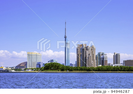 夏空と福岡タワー 福岡の絶景 夏空と福岡タワー 福岡の絶景 94946287