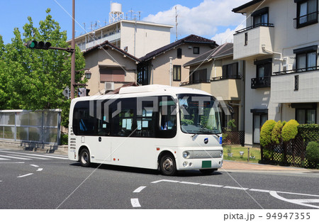 山手幹線 大谷町を走るみなと観光バス 山手幹線 大谷町を走るみなと観光バス 94947355