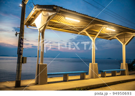 愛媛県 下灘駅の風景 愛媛県 下灘駅の風景 94950693