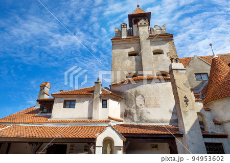 Tower of Dracula castle in Bran, Romania Tower of Dracula castle in Bran, Romania 94953602