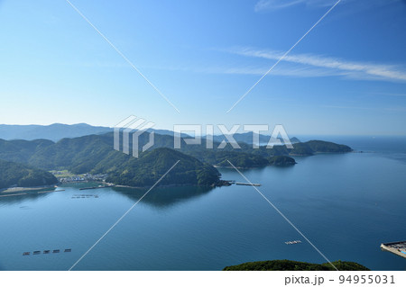 重山見晴台から由良湾・小杭漁港を望む　【和歌山県日高郡由良町】 94955031