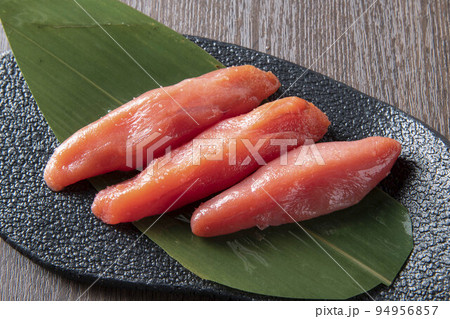 新鮮で美味しいタラコ 94956857