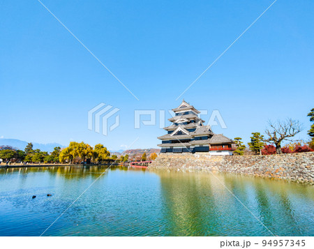松本城(秋) 松本城(秋) 94957345