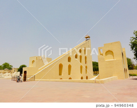 【インド】ジャイプルのジャンタル・マンタル 94960348