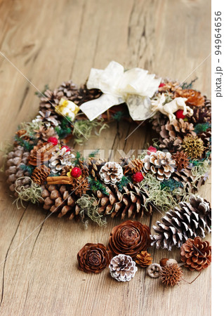 手作りクリスマスリース 手作りクリスマスリース 94964656