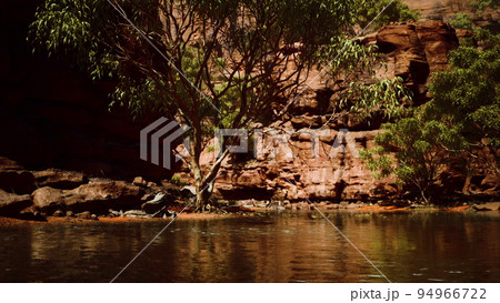 Lake Powell at sunny day in summer Lake Powell at sunny day in summer 94966722
