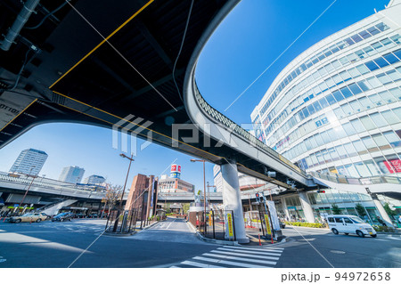 「埼玉県」川口駅東口 駅前の風景 「埼玉県」川口駅東口 駅前の風景 94972658