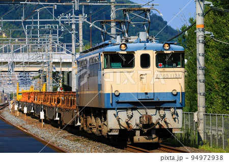 JR京都線島本駅 EF65形電気機関車 レール輸送 94972938