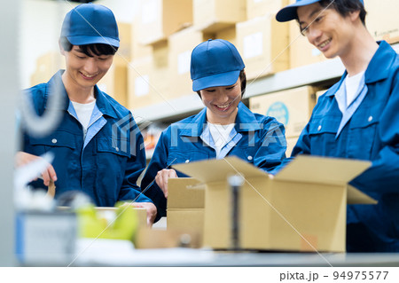 ビジネス　工場　製造　倉庫　流通　運送　梱包 94975577