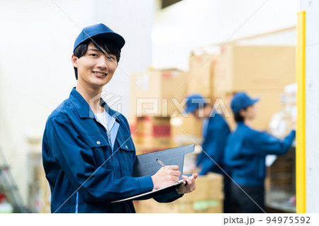 ビジネス　工場　製造　倉庫　流通　運送 94975592