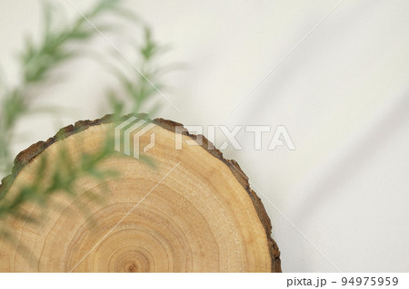 表彰台 木 ディスプレイ 94975959