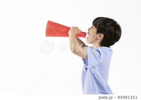 Korean young boy wearing summer blue half sleeve shirt in white background studio_shouting on the loudspeaker 94981351