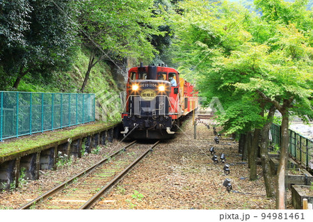 トロッコ保津峡駅 嵯峨野トロッコ列車 トロッコ保津峡駅 嵯峨野トロッコ列車 94981461