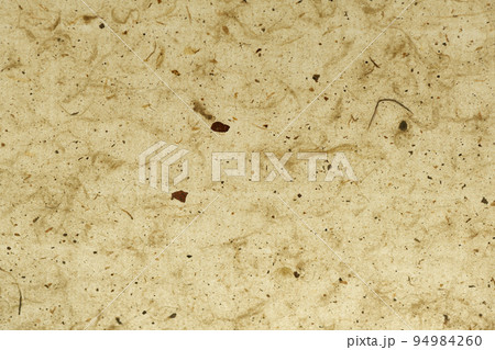 手すき和紙の背景素材(楮皮模様入り) 手すき和紙の背景素材(楮皮模様入り) 94984260
