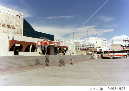 The station @Turfan, China / 中国トルファン市内の駅舎 The station @Turfan, China / 中国トルファン市内の駅舎 94984993