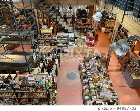 ワイン売り場　 94987702