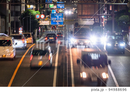 《東京都》夜の環状七号線・交通イメージ 《東京都》夜の環状七号線・交通イメージ 94988696