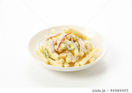 美味しそうなマカロニサラダ 美味しそうなマカロニサラダ 94989405