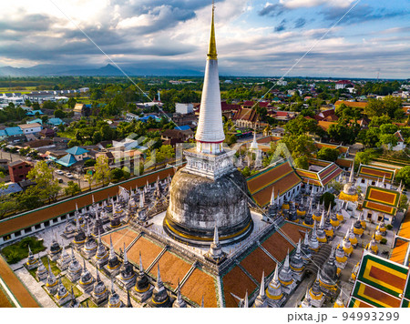 Aerial view of Wat Phra Mahathat Woramahawihan temple in Nakhon Si Thammarat, Thailand Aerial view of Wat Phra Mahathat Woramahawihan temple in Nakhon Si Thammarat, Thailand 94993299