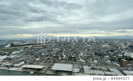 新潟の高層ビルから見た風景 94994377