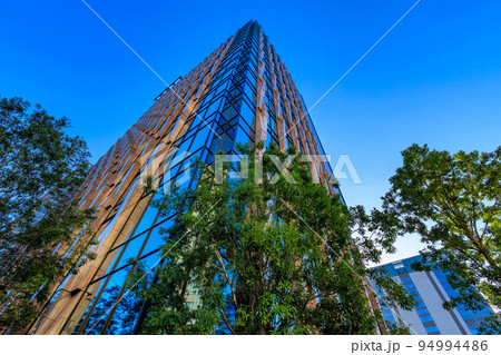 東京　品川区北品川の都市風景　大崎ツインビル東館 94994486