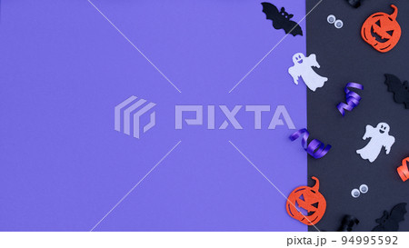 Halloween decorations on purple background. Happy Halloween concept. 94995592