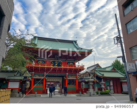 東京神田・神田明神随神門 94996057
