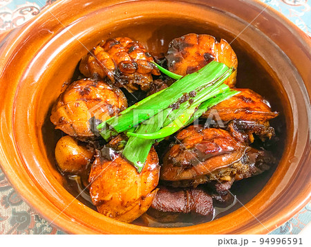 中国上海料理・鮑魚紅焼肉（あわびと豚バラの角煮） 94996591