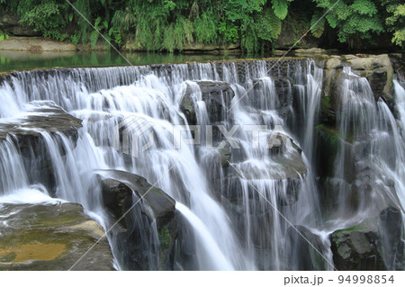 the landscape of Shifen Waterfall in Pingxi, Taiwan 18 April 2011 94998854