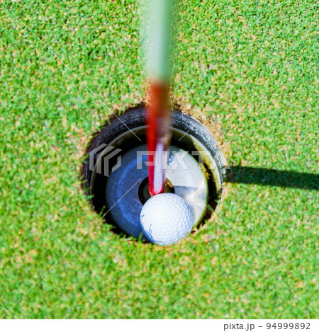 ゴルフ　ホールインワン　チップイン　【 ラッキー の イメージ 】　 94999892