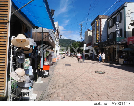 軽井沢　旧軽銀座の風景 95001113