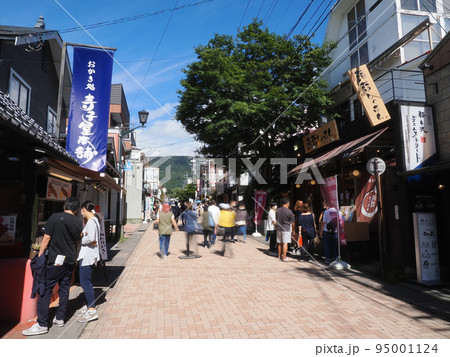 軽井沢 旧軽銀座の風景 軽井沢 旧軽銀座の風景 95001124