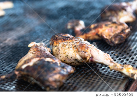 Lamb is grilled on the grill 95005459